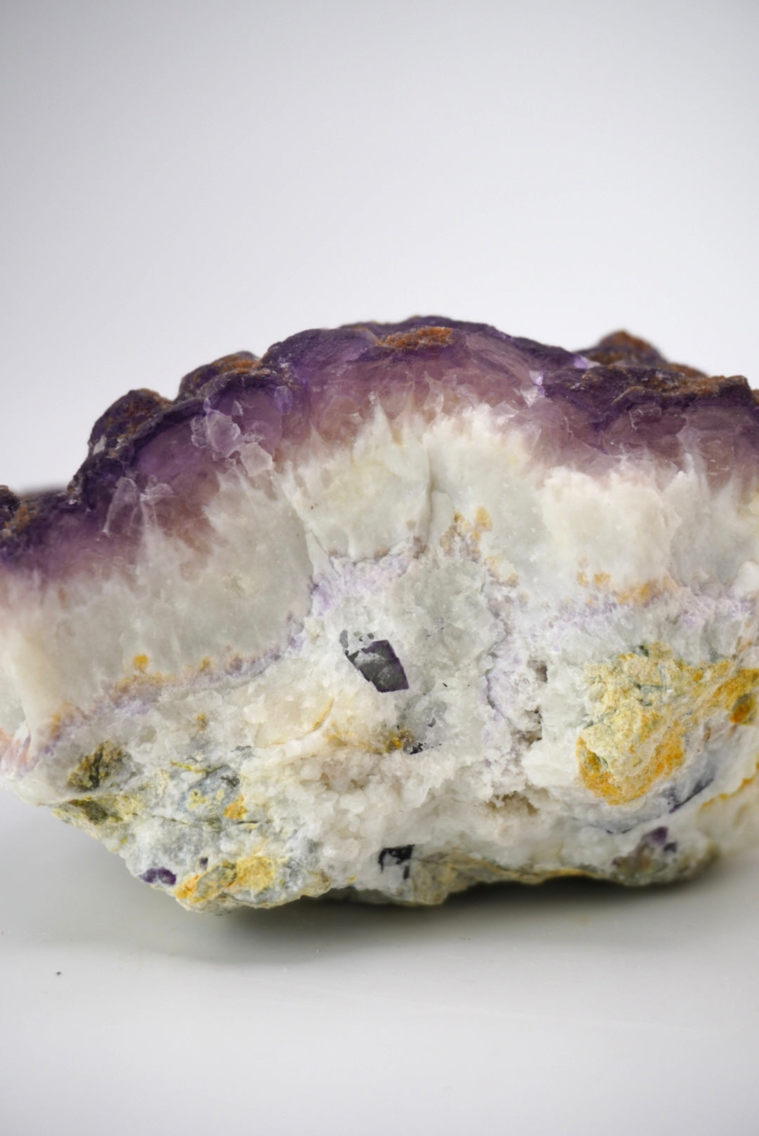 Fluorita morada de ciruela de azúcar