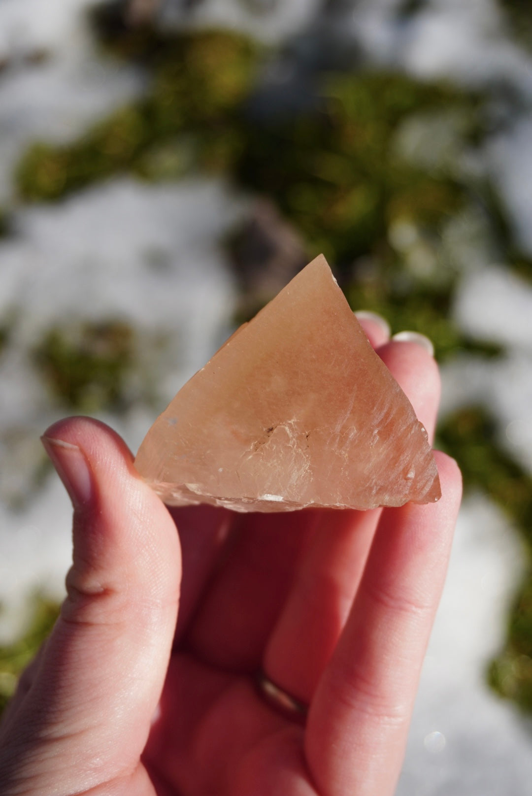 Small Mariposa Calcite