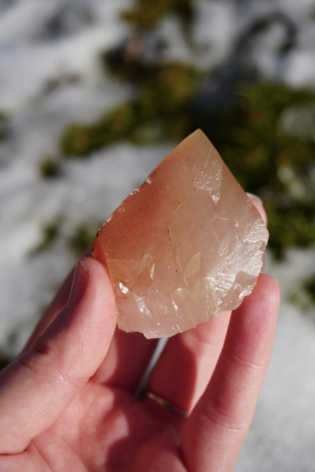 Small Mariposa Calcite