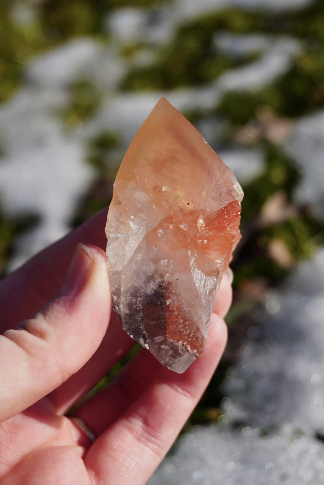 Small Mariposa Calcite